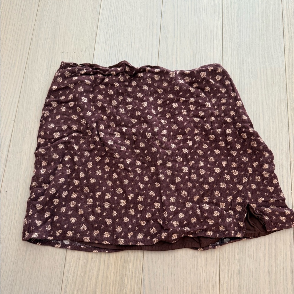 Le Lis Dark Brown Floral Pencil Skirt